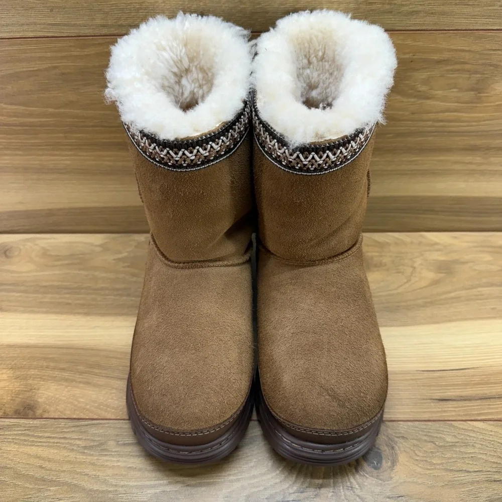 UGG TrailGazer Short Girls Youth 3 Chestnut Suede Shearling Fur Boots Brown